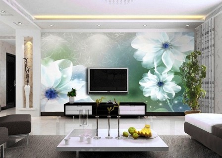 Обои с крупным рисунком в интерьере гостиной фото