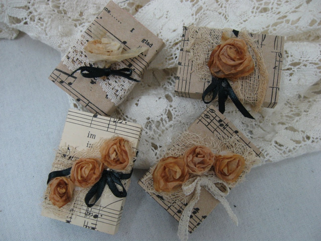 поделки из остатков обоев поделки из остатков обоев